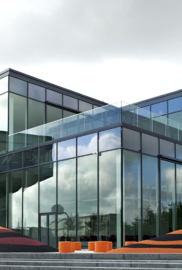 The image shows the buildings on the Roskilde campus